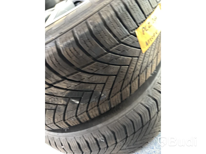 4 st. Vinterdäck Tracmax 215/60R16