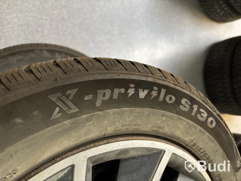 4 st. Vinterdäck Tracmax 215/60R16