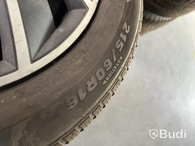 4 st. Vinterdäck Tracmax 215/60R16