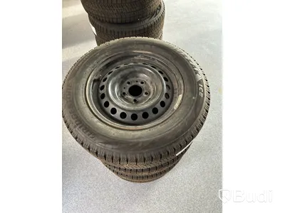 4 st. Vinterhjul Bridgestone 215/65R16 102S