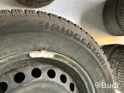 4 st. Vinterhjul Bridgestone 215/65R16 102S