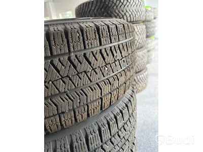 4 st. Vinterhjul Bridgestone 215/65R16 102S