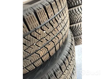 4 st. Vinterhjul Bridgestone 215/65R16 102S