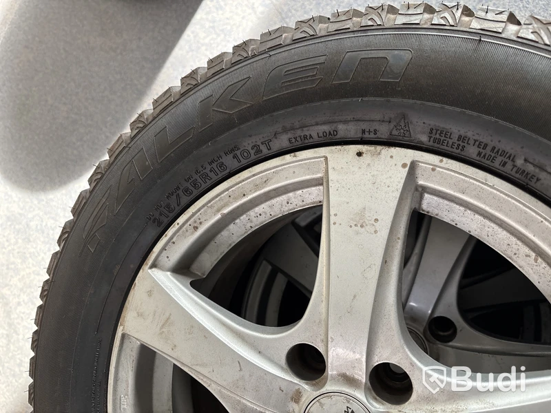 4 st. Vinterhjul Falken 215/65R16 102T