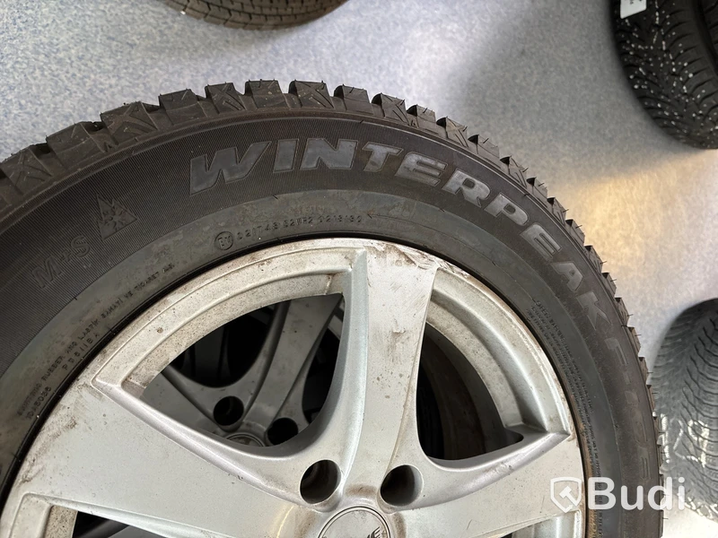 4 st. Vinterhjul Falken 215/65R16 102T