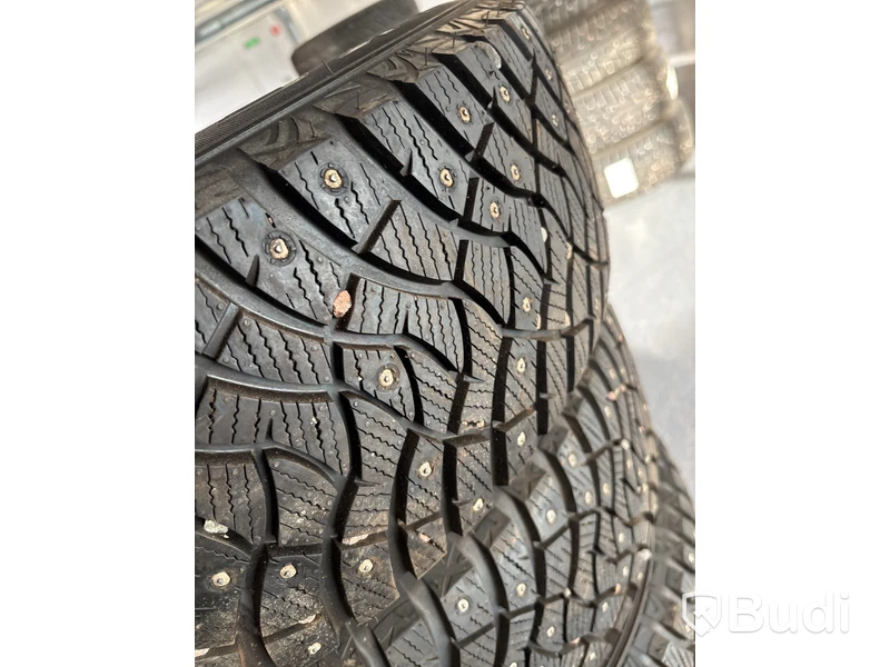 4 st. Vinterhjul Falken 215/65R16 102T