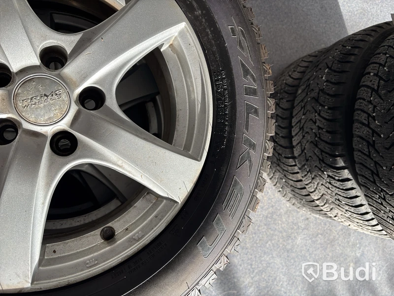 4 st. Vinterhjul Falken 215/65R16 102T