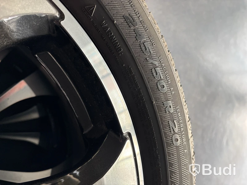 4 st. Vinterhjul Michelin 245/50R20