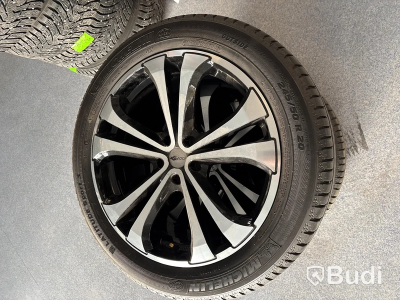4 st. Vinterhjul Michelin 245/50R20
