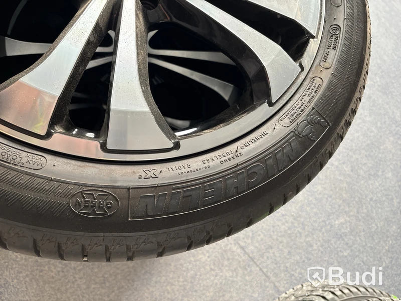 4 st. Vinterhjul Michelin 245/50R20