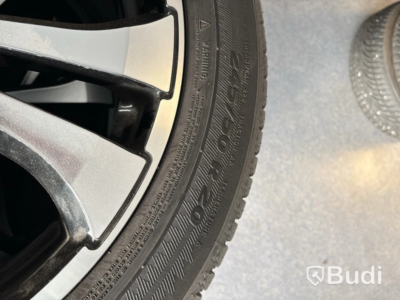 4 st. Vinterhjul Michelin 245/50R20