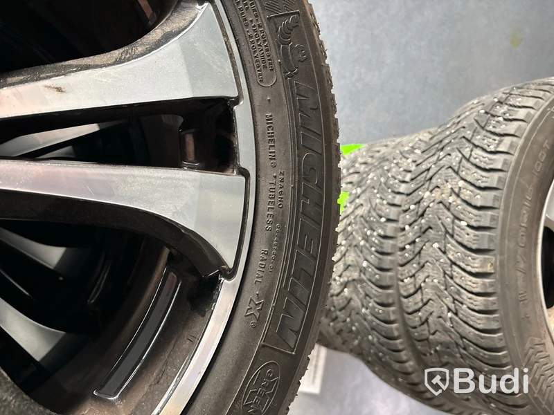 4 st. Vinterhjul Michelin 245/50R20