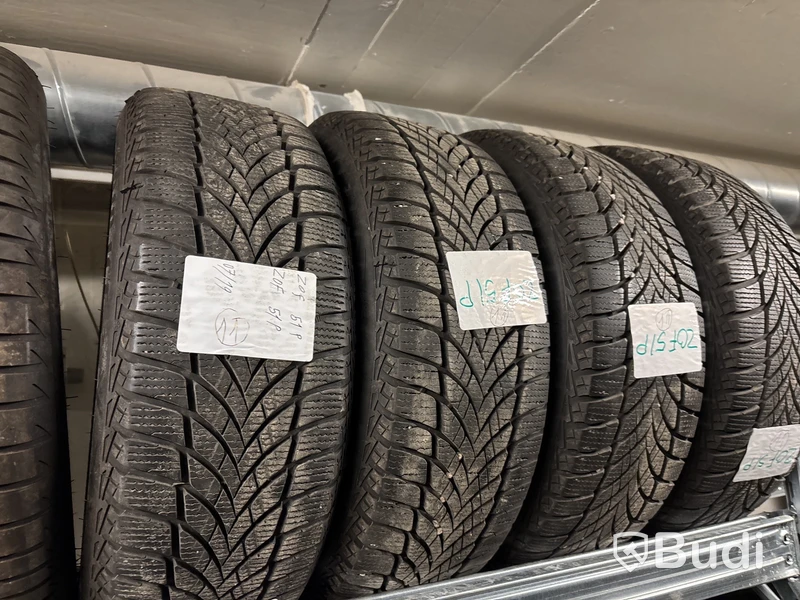 4 st. Vinterhjul Goodyear 195/55R16 87T