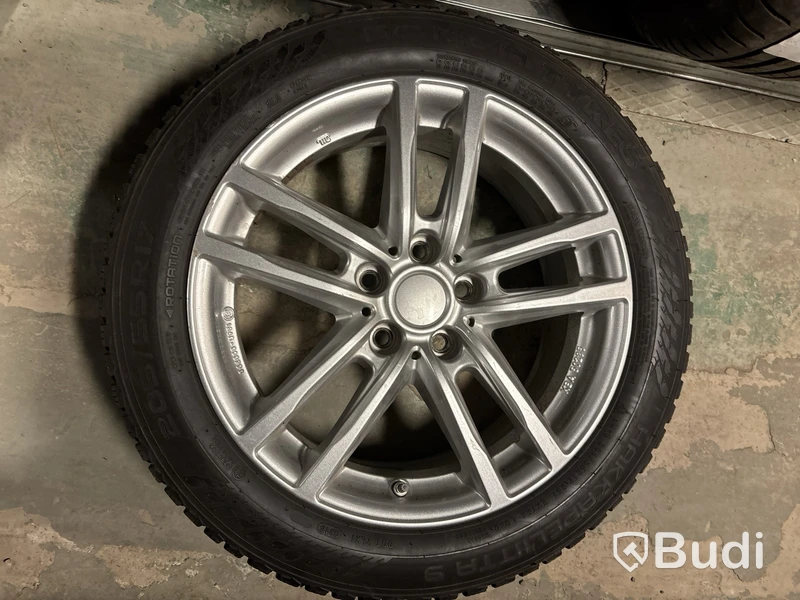 4 st. Vinterhjul Nokian 205/55R17
