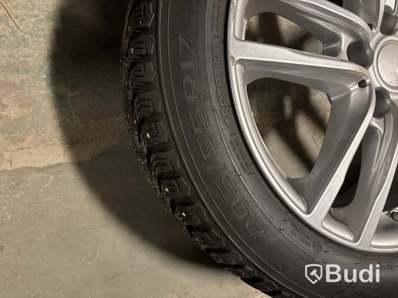 4 st. Vinterhjul Nokian 205/55R17