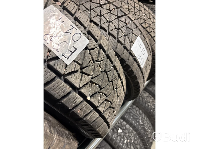 4 st. Vinterhjul Bridgestone 225/65R17 102S