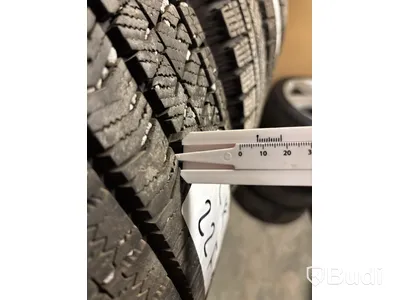 4 st. Vinterhjul Bridgestone 215/65R16 102S