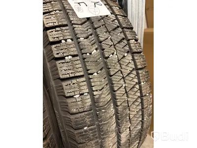 4 st. Vinterhjul Bridgestone 215/65R16 102S