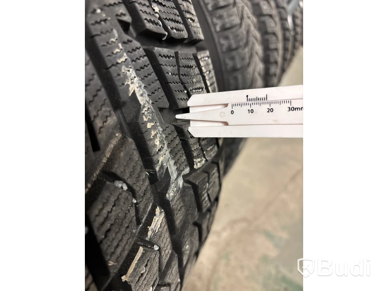 4 st. Vinterhjul Leao 225/65R17 106T