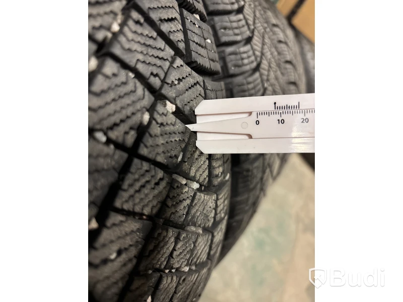 4 st. Vinterhjul Pirelli 205/55R16 94T