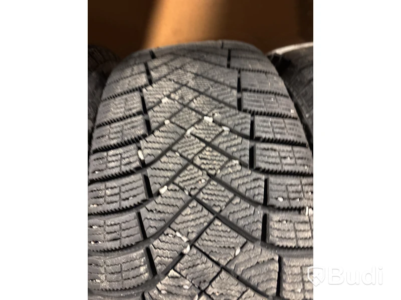 4 st. Vinterhjul Pirelli 205/55R16 94T