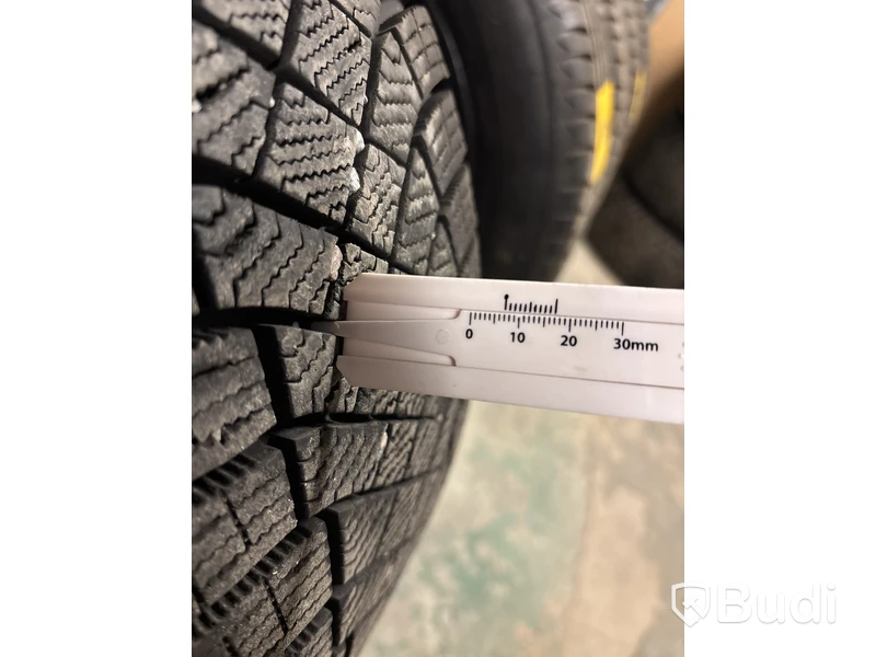 4 st. Vinterhjul Pirelli 205/55R16 94T