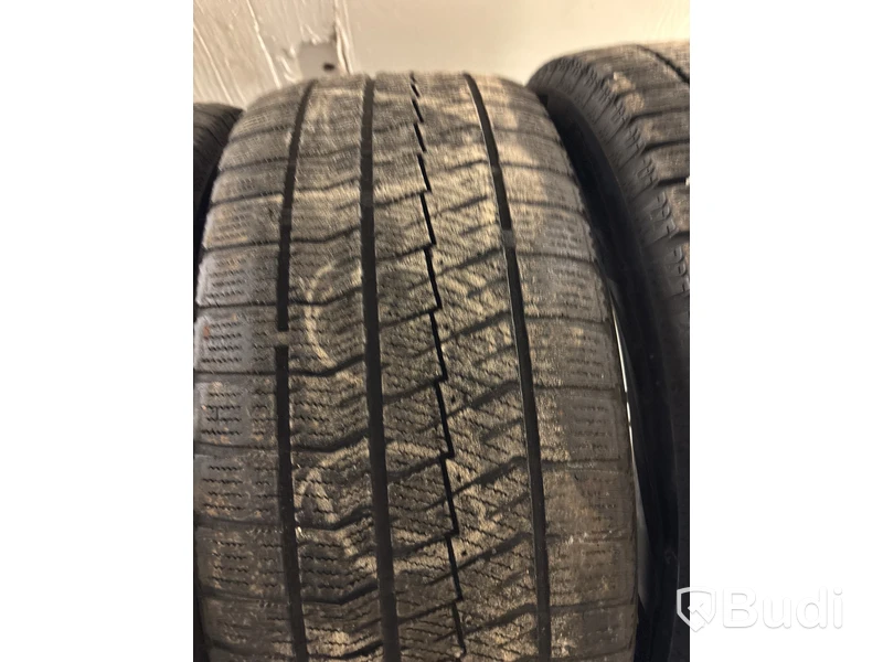 4 st. Vinterhjul Bridgestone 205/55R16 94T