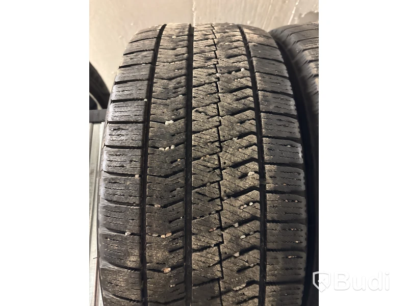 4 st. Vinterhjul Bridgestone 205/55R16 94T