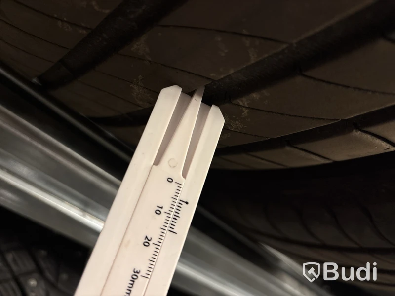 4 st. Sommarhjul Michelin 215/55R17