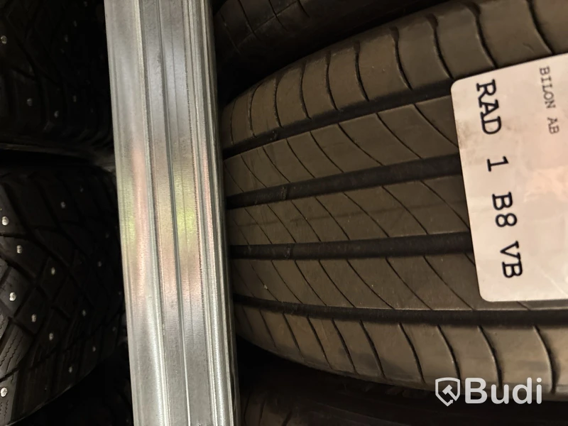 4 st. Sommarhjul Michelin 215/55R17