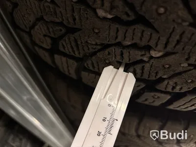 4 st. Vinterhjul Kumo 215/55R17 98T