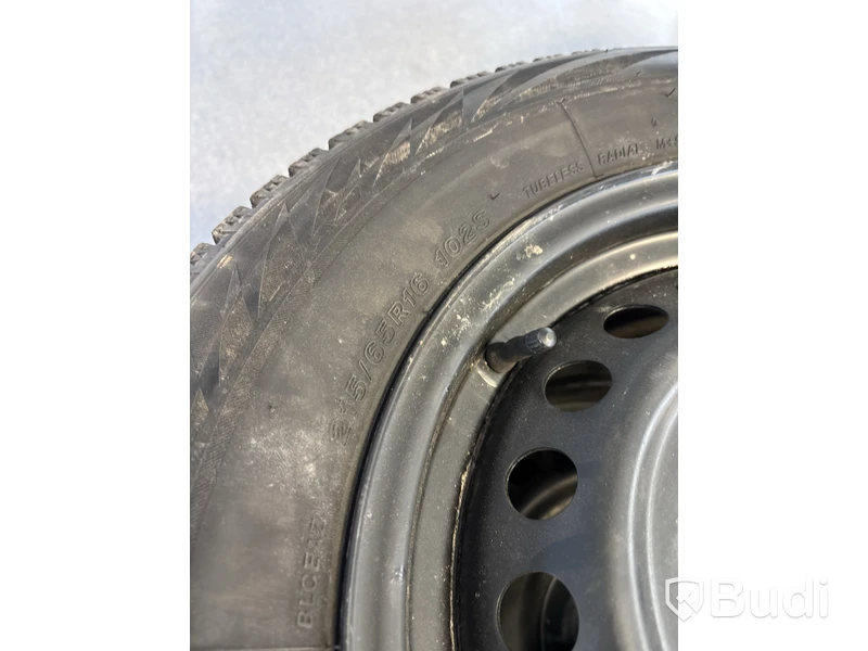 4 st. Vinterhjul Bridgestone 215/65R16 102S