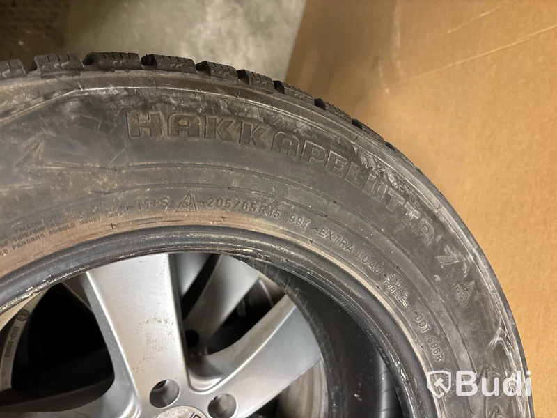 1 st. Däck Nokian 205/65R15