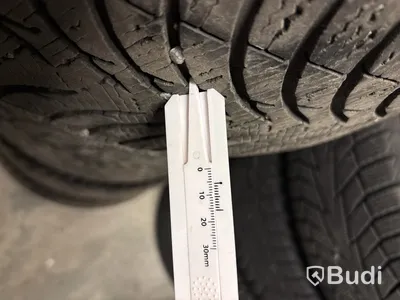 1 st. Däck Michelin 225/55R17
