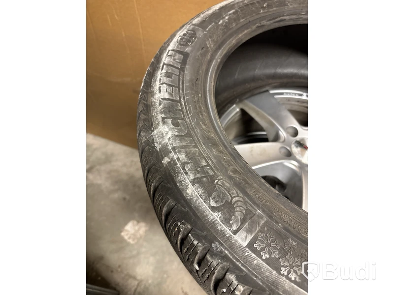 1 st. Däck Michelin 225/55R17