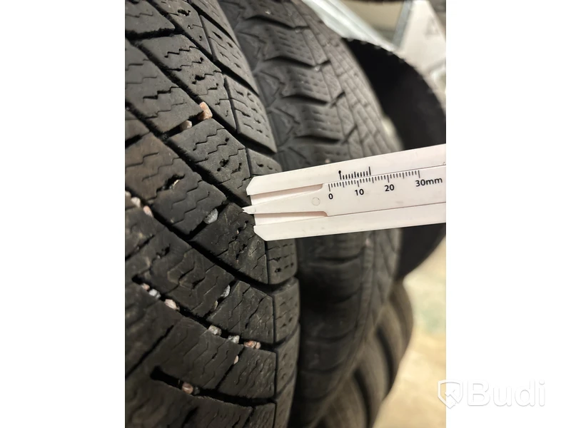 4 st. Vinterdäck Continental 205/55R16 T XL