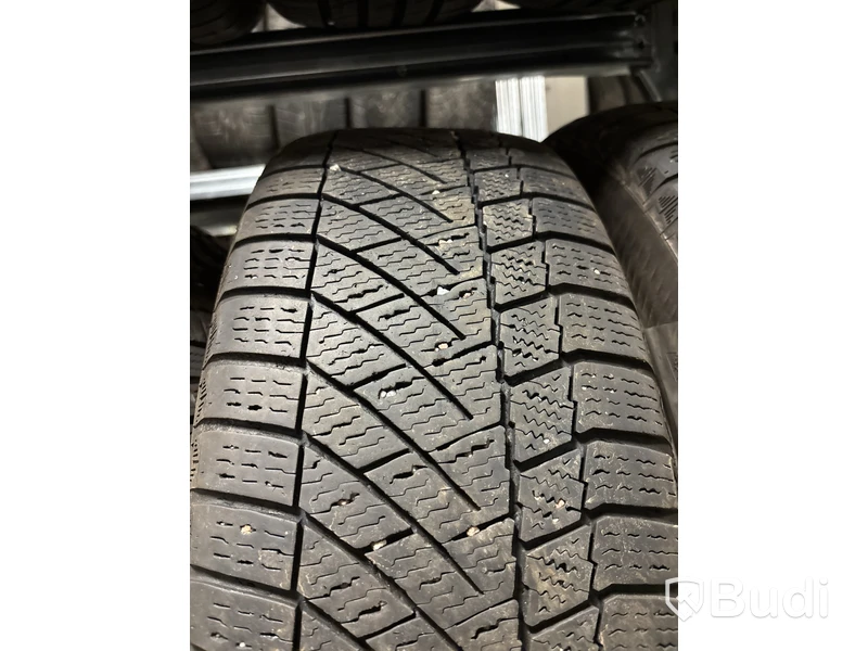 4 st. Vinterdäck Continental 205/55R16 T XL
