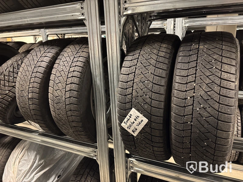 4 st. Vinterdäck Continental 205/55R16 T XL
