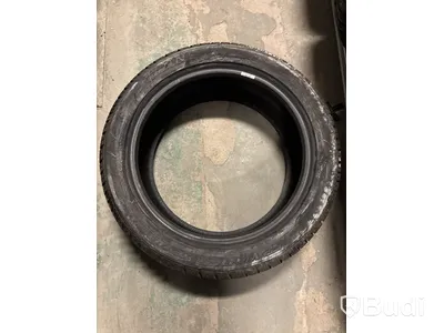 1 st. Vinterdäck Dunlop 225/50R18 99H