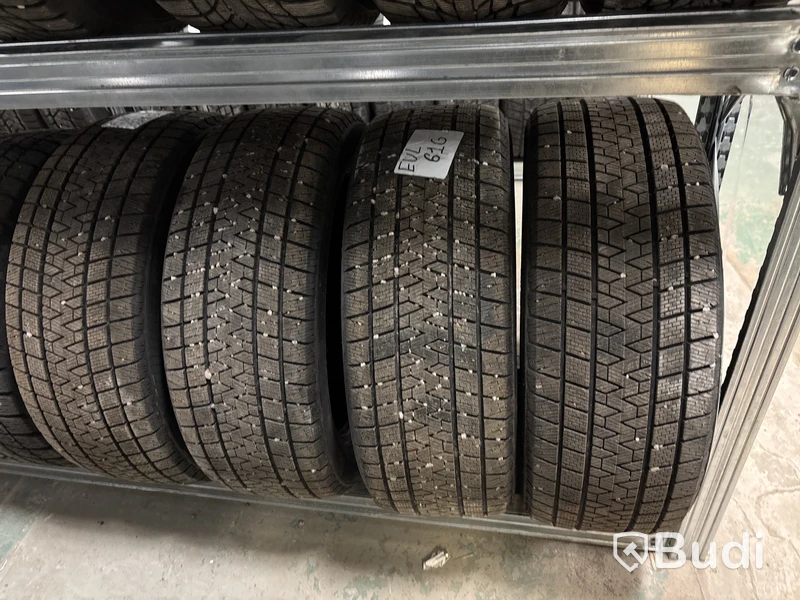 4 st. Vinterdäck Gripmax 235/50R19 99V