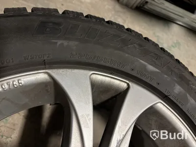 2 st. Vinterhjul Bridgestone 225/55R17 101T