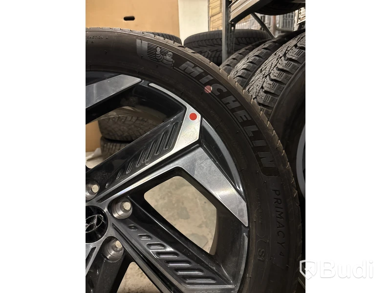 4 st. Sommarhjul Michelin 235/50R19