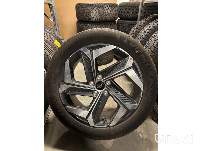 4 st. Sommarhjul Michelin 235/50R19