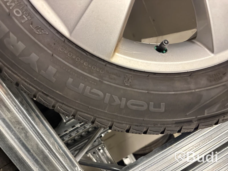 2 st. Vinterhjul Nokian 205/60R16 96XL