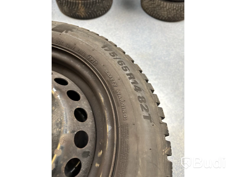 4 st. Vinterhjul Kumho 175/65R14 82T
