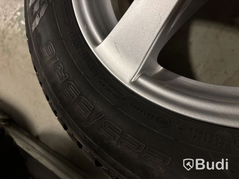 4 st. Vinterhjul Nokian 225/55R16