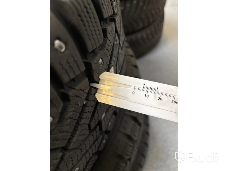 4 st. Vinterhjul Pirelli 205/55R16