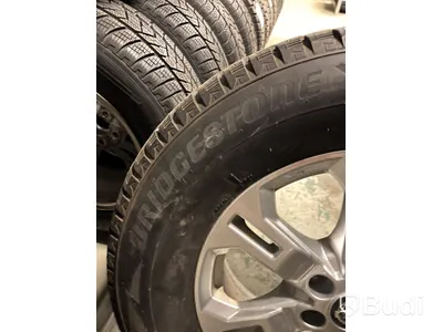 4 st. Vinterhjul Bridgestone 265/65R17 116T