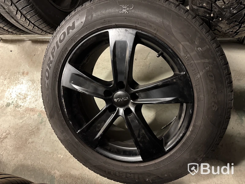 4 st. Vinterhjul Pirelli 235/60R18