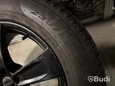 4 st. Vinterhjul Pirelli 235/60R18